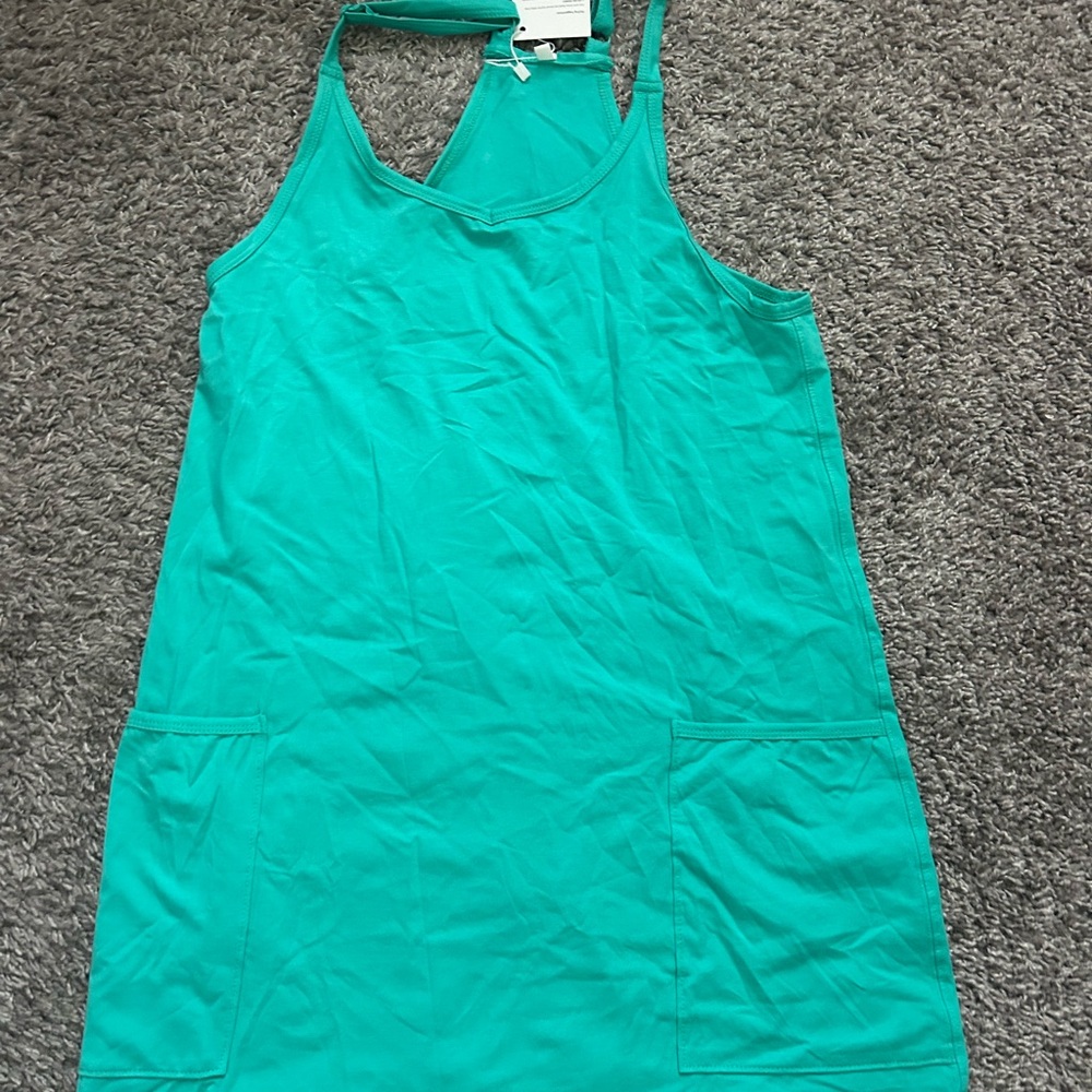 Green pocket Dress